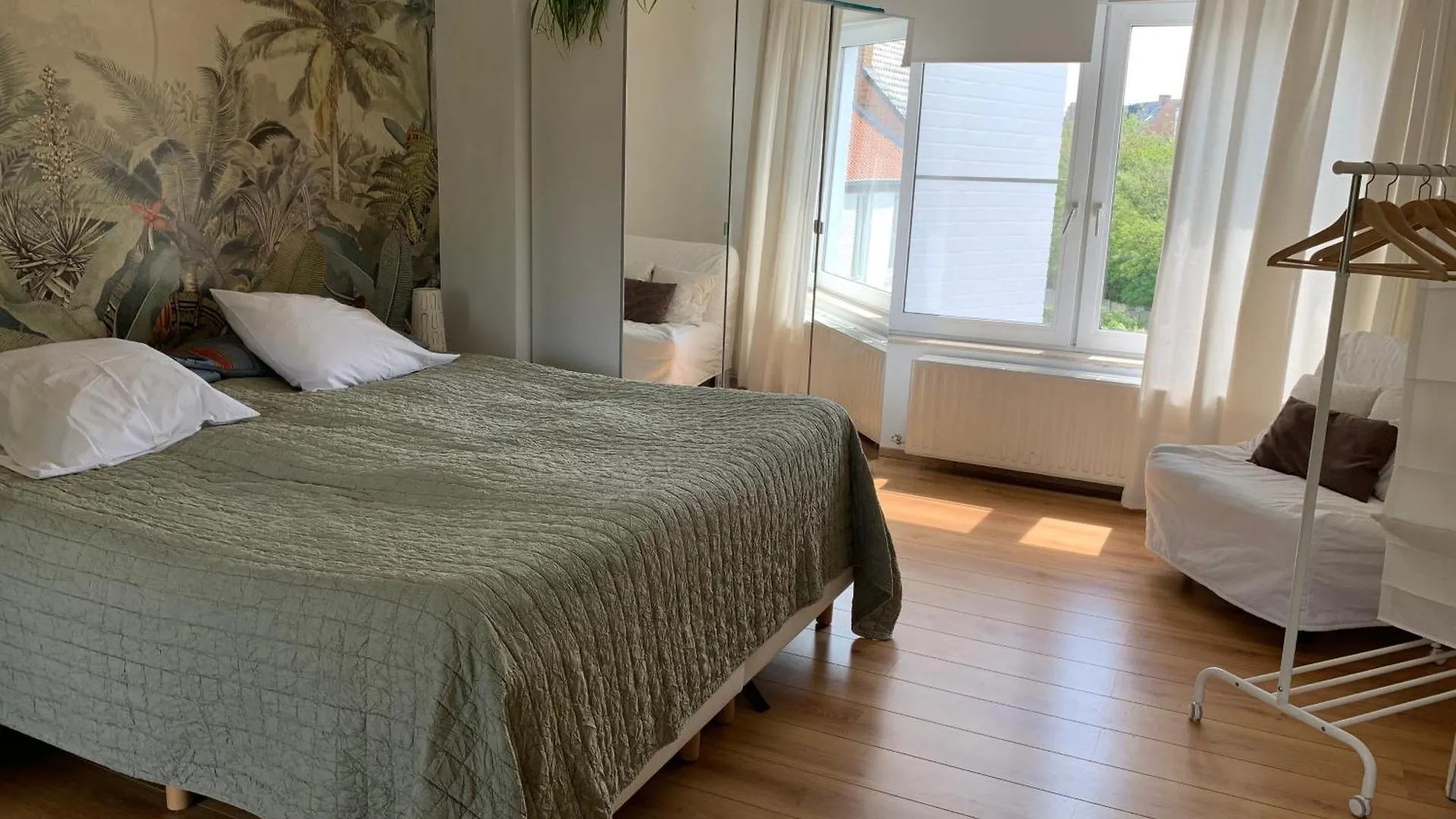 Guest house Guesthouse Poppies , Free Parking Ostend