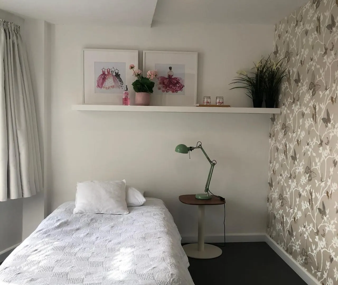 Guesthouse Poppies , Free Parking Ostend 3*,  Belgium