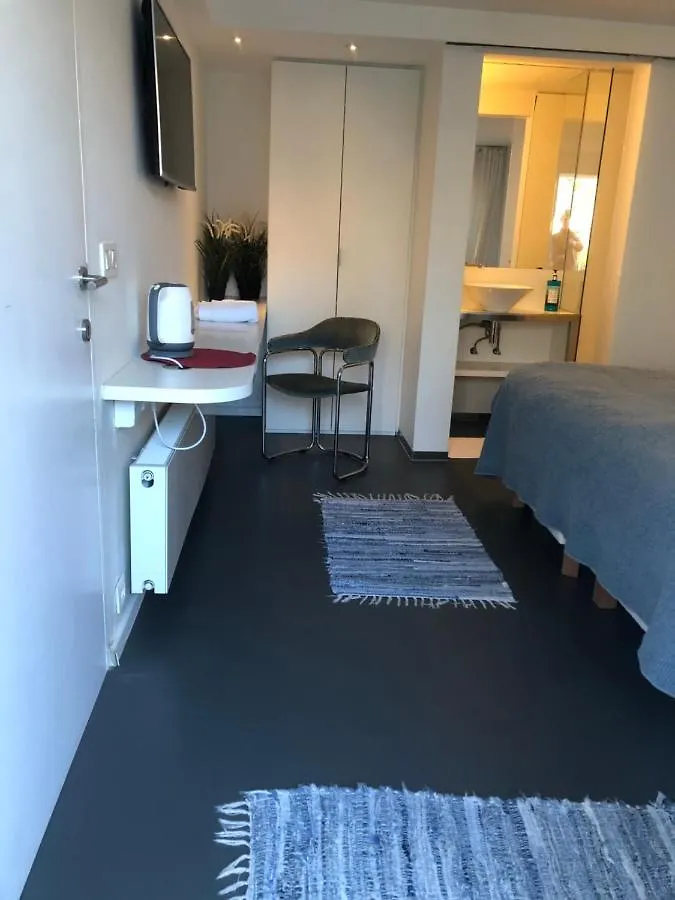 Guesthouse Poppies , Free Parking Ostend 3*,  Belgium